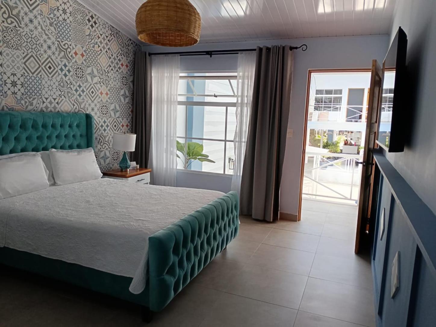 Hotel Mono Azul Quepos Eksteriør billede