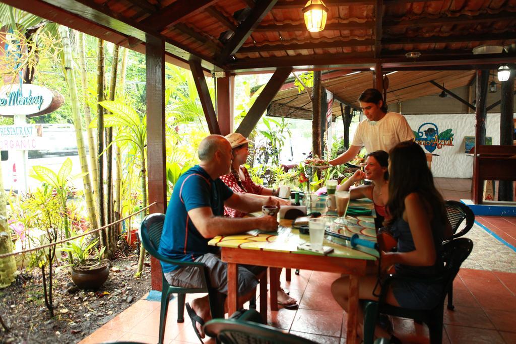 Hotel Mono Azul Quepos Eksteriør billede
