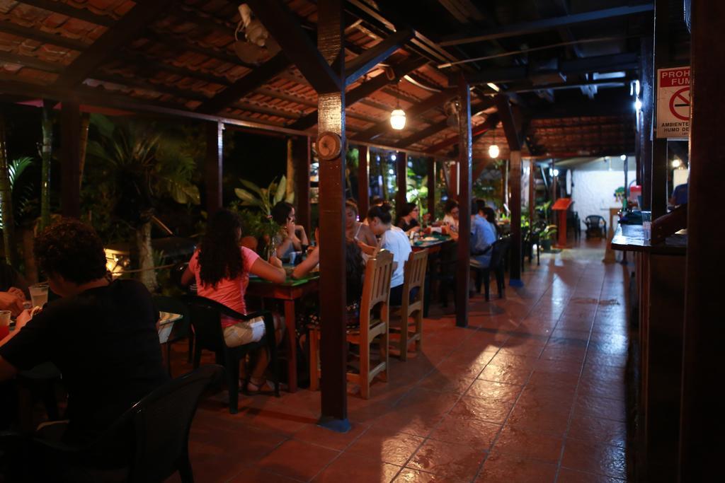 Hotel Mono Azul Quepos Eksteriør billede